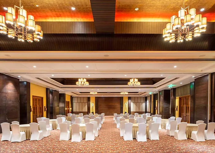 Radisson Blu Plaza Resort & Convention Centre Karjat