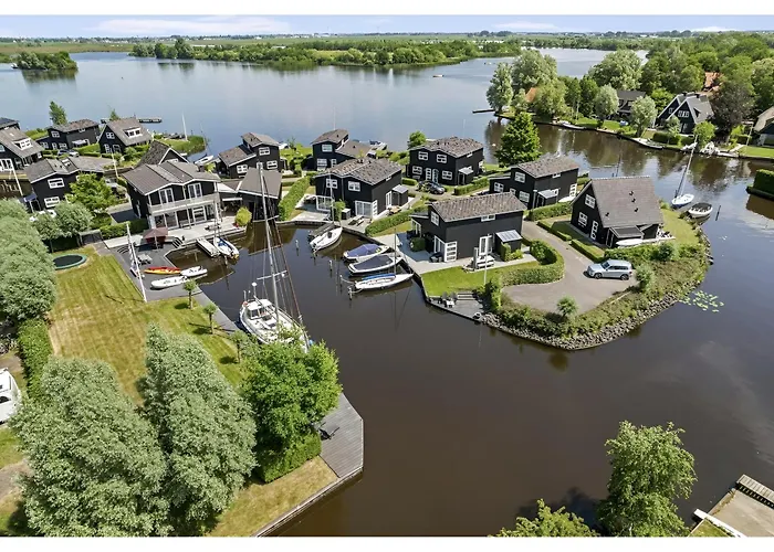 Waterpark Oan 'e Poel bij Sneekermeer