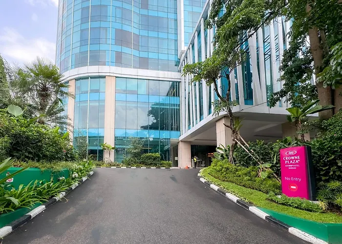 Crowne Plaza Bandung By Ihg Hotel