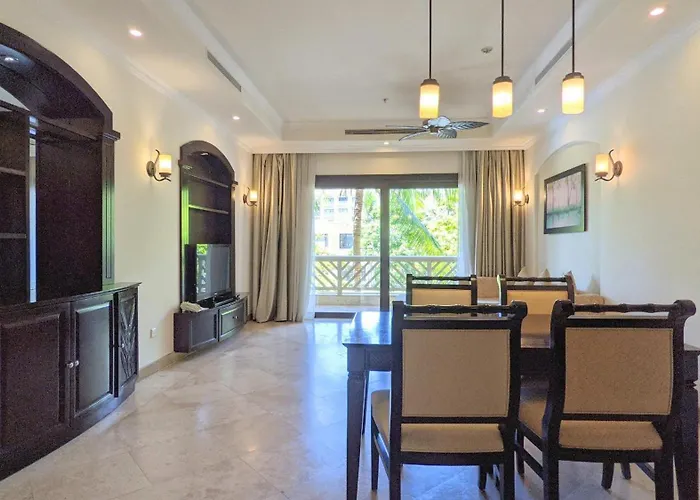 Olalani Resort & Condotel