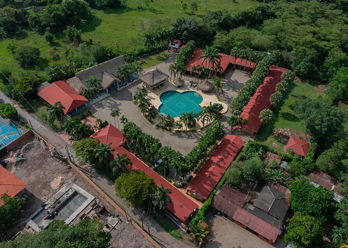 Hotel Campestre Palma Verde La Palmera