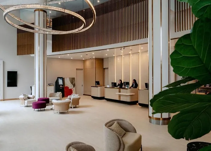 Crowne Plaza Airport By Ihg
