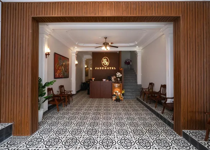 Jade Hotel