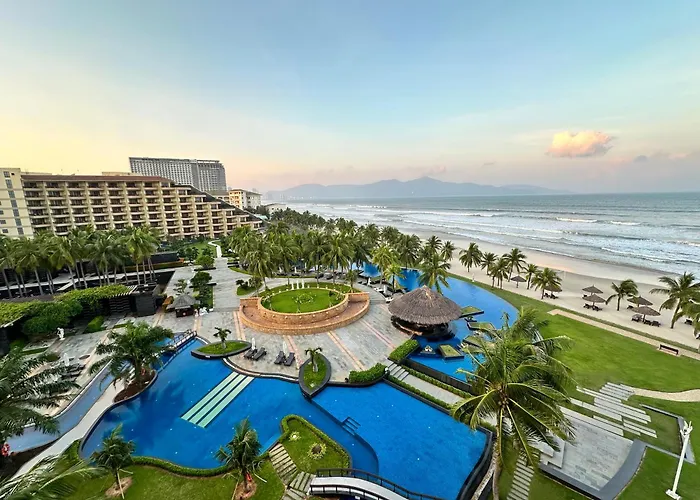 Crowne Plaza Danang &
