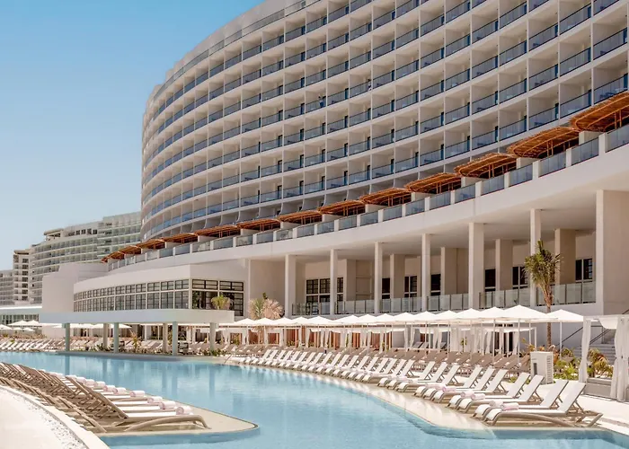 Ava Resort Cancún