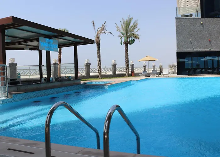 Sea Point Hotel Dubai Islands Formerly Park Regis By Prince