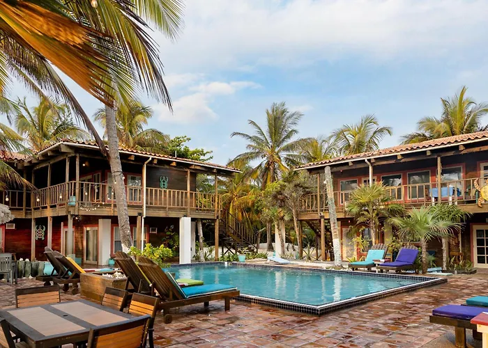 Sundiver Beach Resort