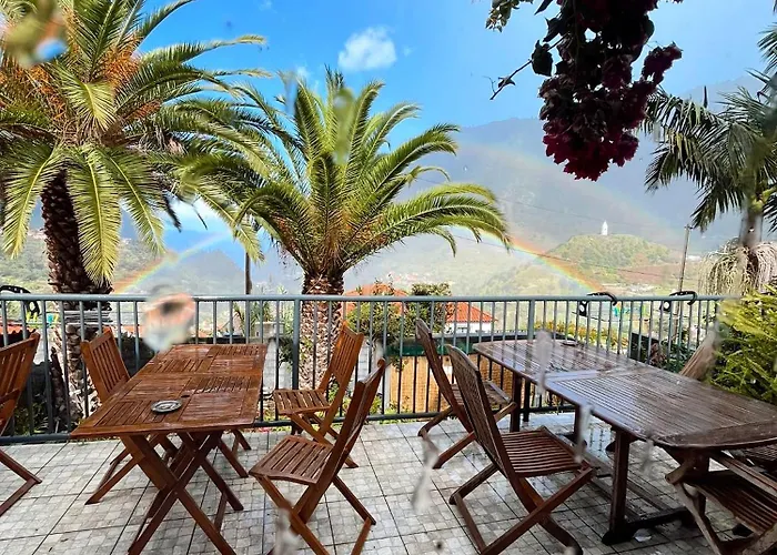 Gardens Guest House-Hostel Sao Vicente 