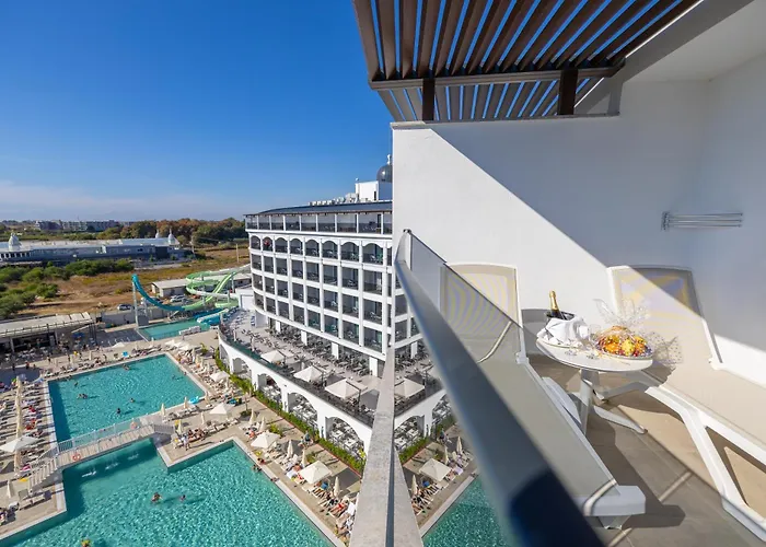 Side Moon Palace Hotel
