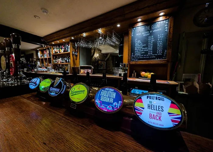 The Rose & Crown In Trent Hotel