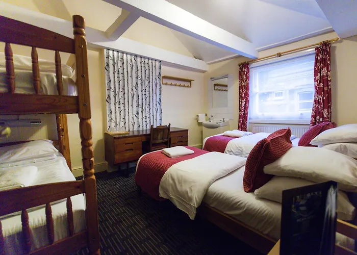 St Athans Hotel