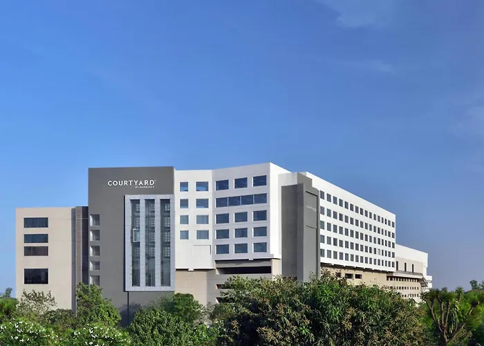 Courtyard By Marriott Bhopal Hotel