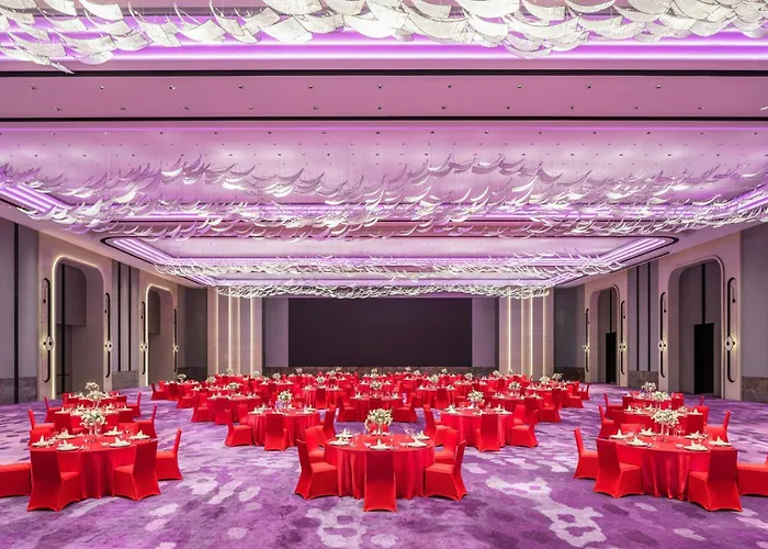 Renaissance Zhuhai Hotel
