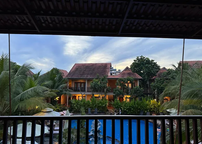 Golden Topaz Phu Quoc Resort