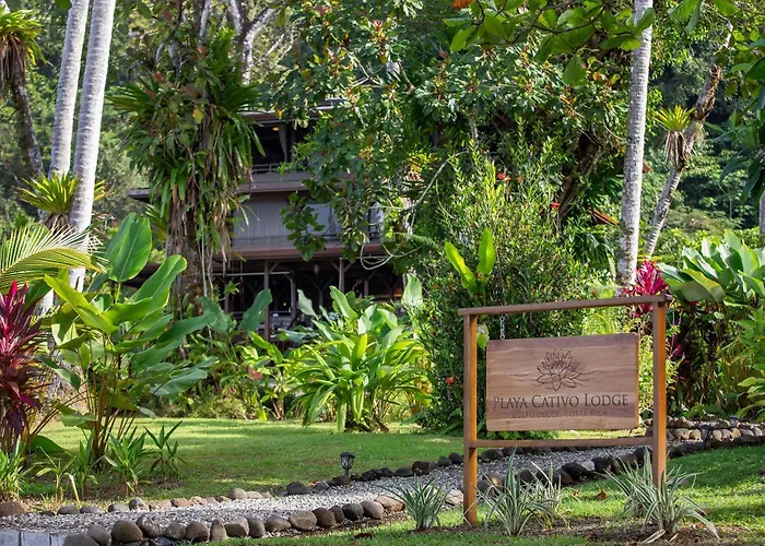 Playa Cativo Lodge