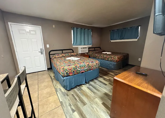 Live In Lodge Lithia Springs