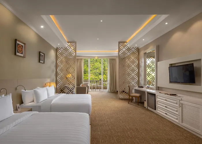 The Golden Crown Hotel Kandy