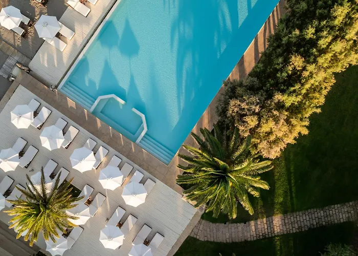 Plaza Resort