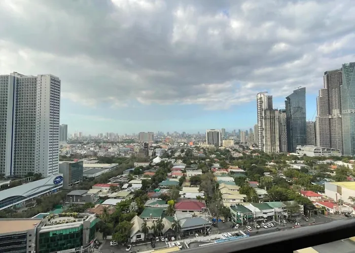 Grand Soho Makati Condo