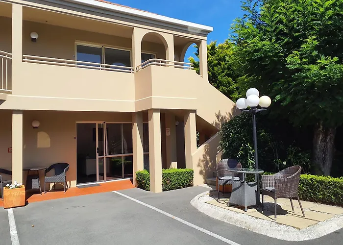 Tuscana Motor Lodge