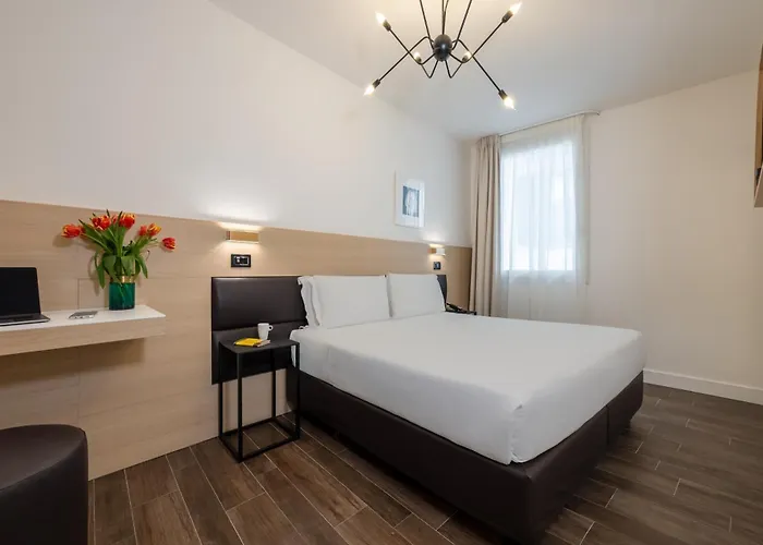 Globus Urban Hotel