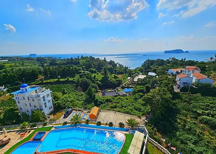Goldone Hotel & Suites