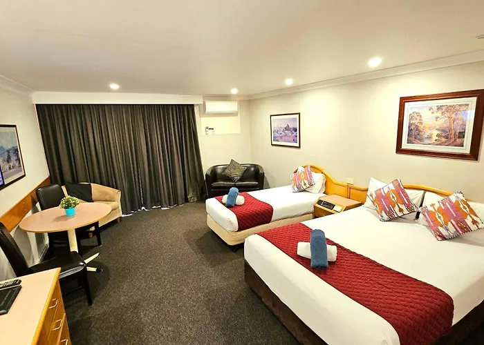 Hilltops Retreat Motor Inn
