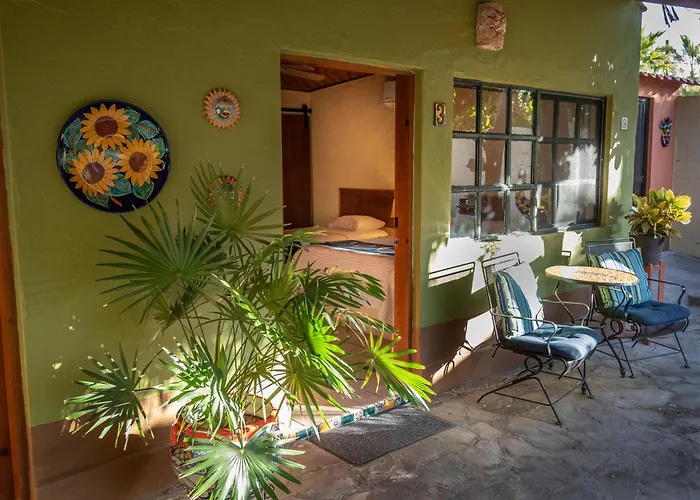 Iguana Inn