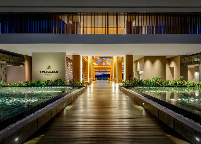 Katamaran Hotel & Resort Komodo Labuan Bajo