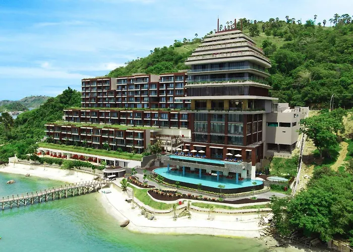 Katamaran Hotel & Resort Komodo Labuan Bajo