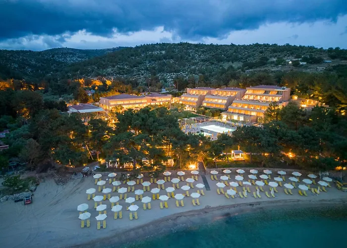 Royal Paradise Beach Resort & Spa - Adults Friendly Hotel Potos