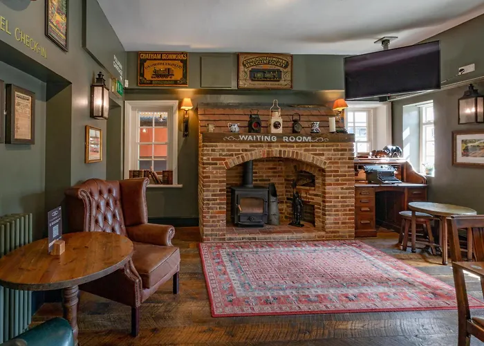 Avon Causeway Hotel