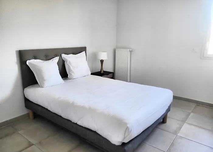Zenao Appart'hotel Villeneuve les Avignon