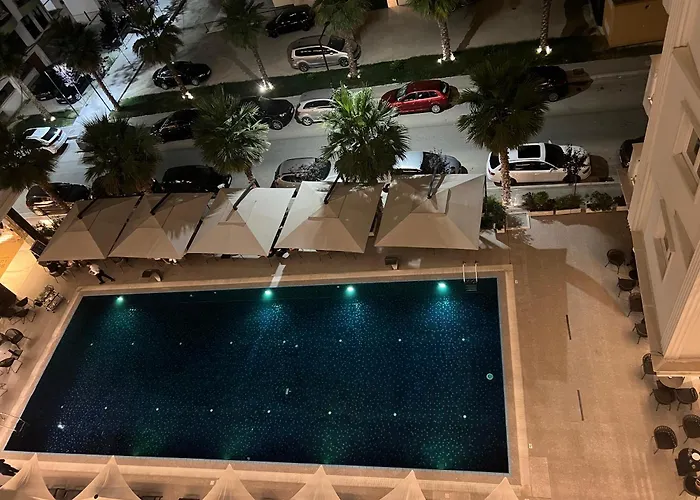 Coastline Luxury Apart Hotel