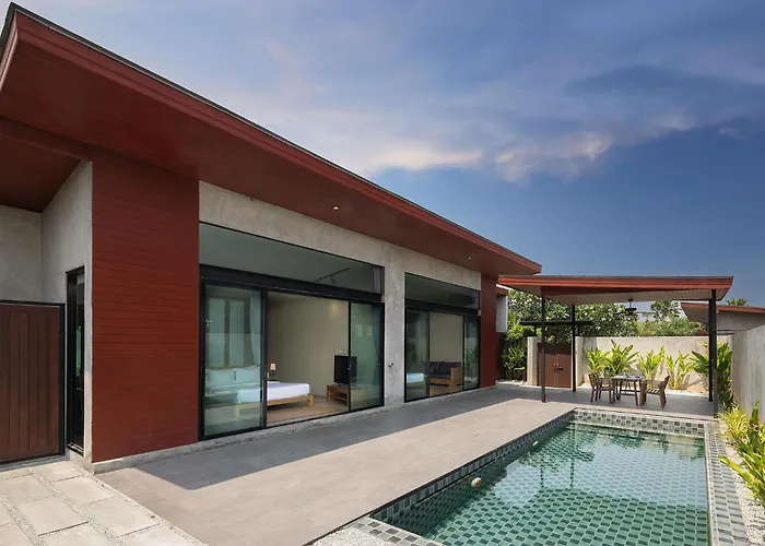 Sunday Sea Two Pool Villa Pattaya