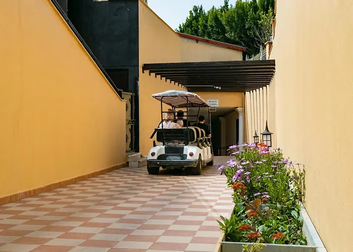 Villa Side Residence