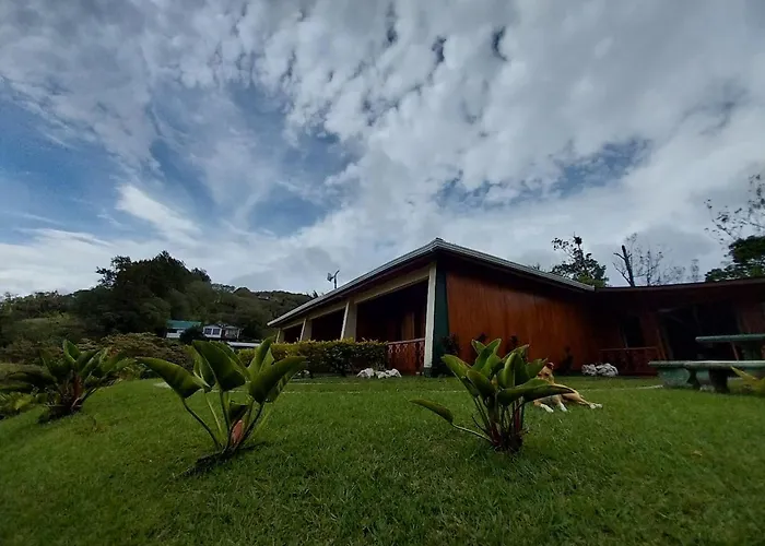 Belcruz Family Lodge