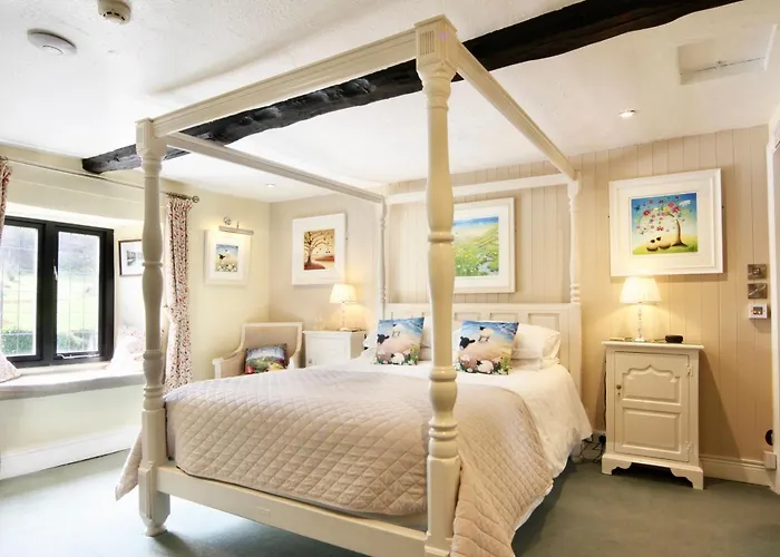 The Wensleydale Heifer Hotel Leyburn