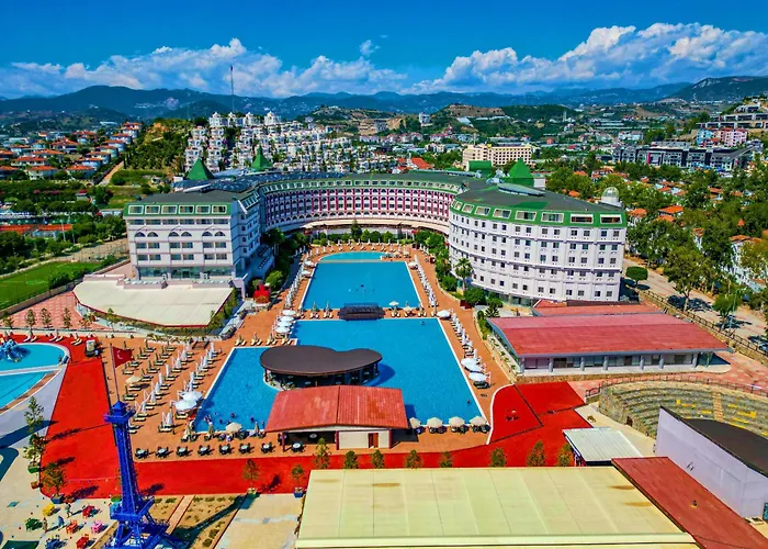 Grand Cortez Halal Family Hotel