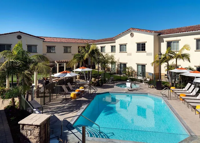 Courtyard By Marriott Santa Barbara Goleta