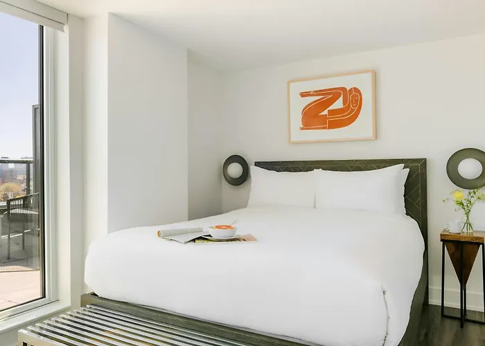 Sonder By Marriott Bonvoy Artesa Apartments West Queen West