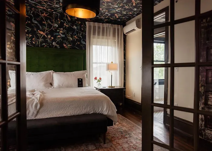 Hotel Pontotoc