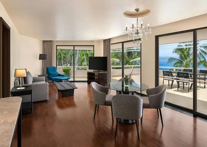 Le Meridien Phuket Beach Resort Karon