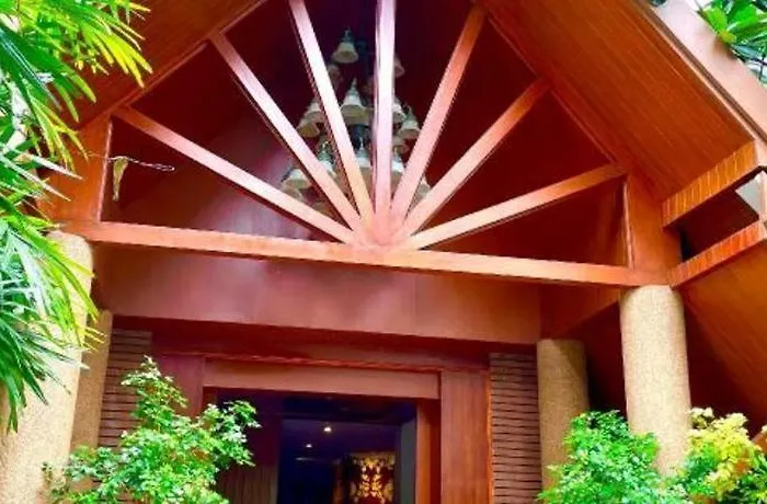 Chada Thai House