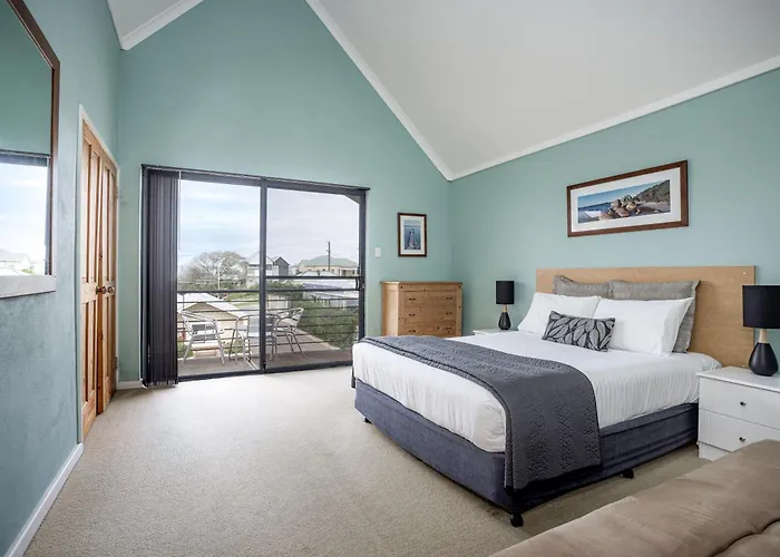 Albany Harbourside Apartments And Houses