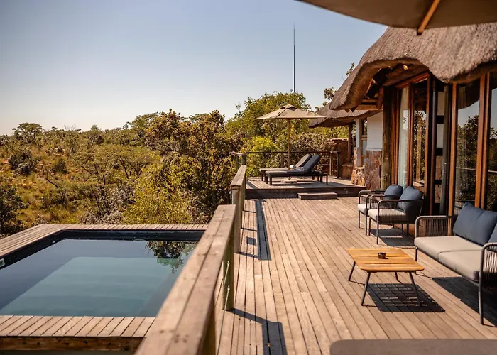 Mhondoro Safari Lodge & Villa
