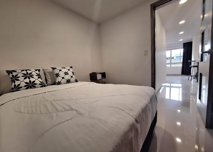 Hotel Granada Plaza