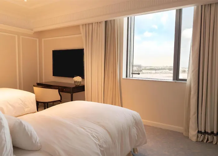 The Plaza Doha, Lxr Hotels & Resorts
