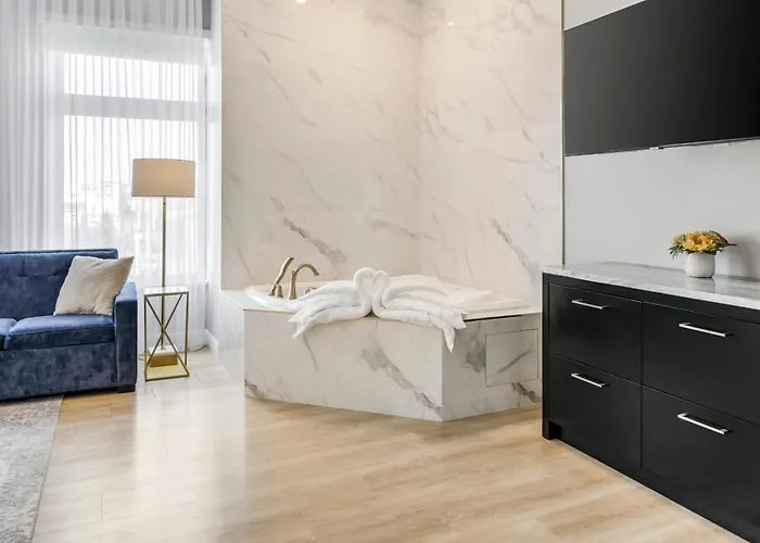 Halifax Tower Hotel & Conference Centre, An Ascend Collection Hotel Timberlea