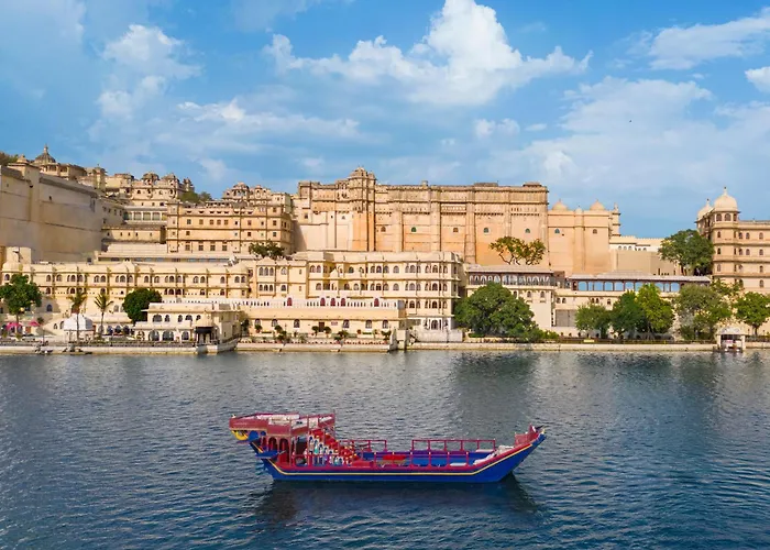 Taj Fateh Prakash Palace Udaipur